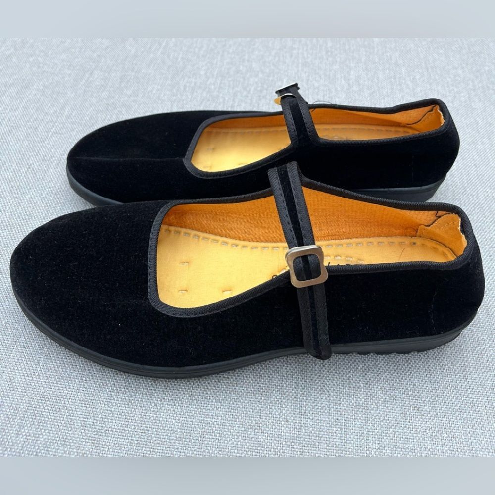 Black faux suede flat shoes, round toe,strap across,metal closure,rubber sole, 7 - Picture 2 of 9